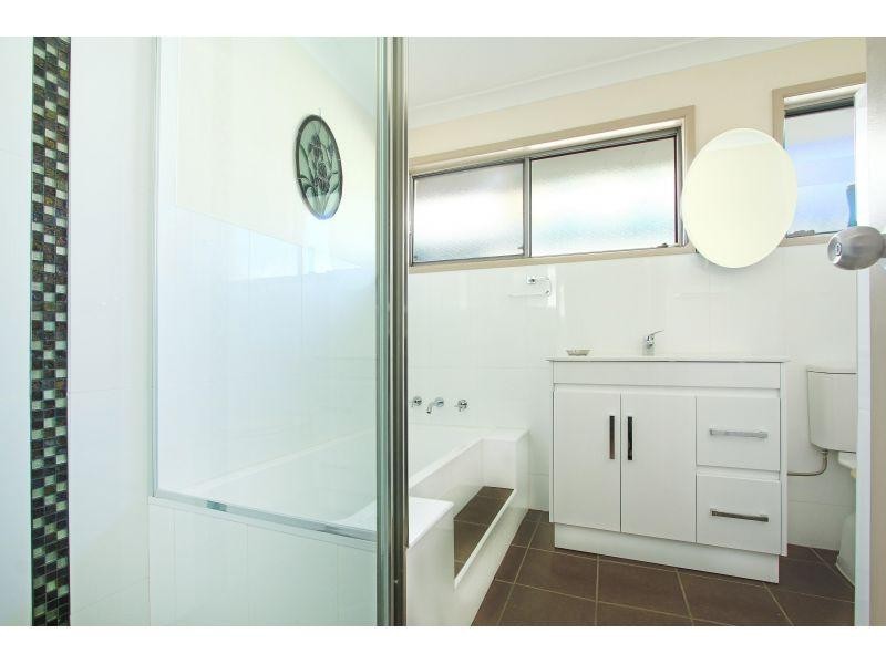 20 Cleverdon Crescent, Figtree NSW 2525