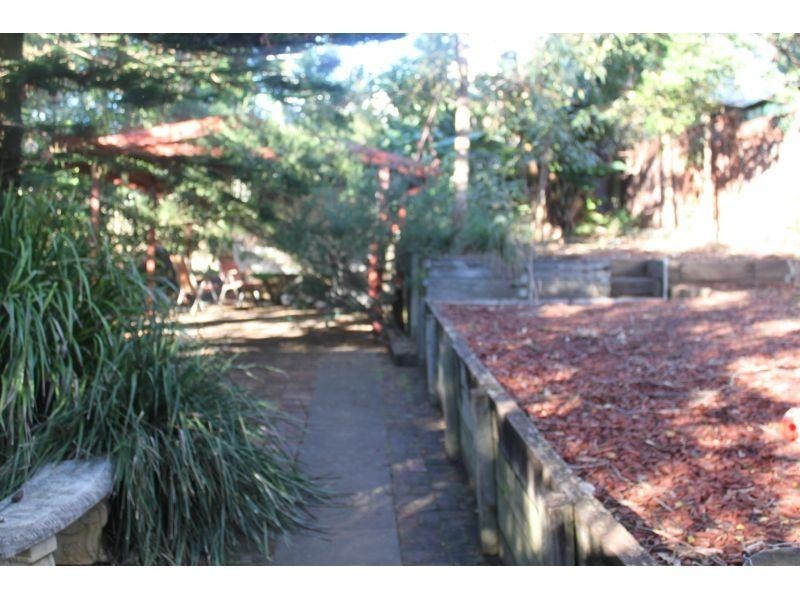 12 Payne Street, Mangerton NSW 2500