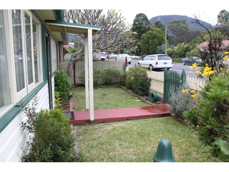105 Mount Keira Road, Mount Keira NSW 2500