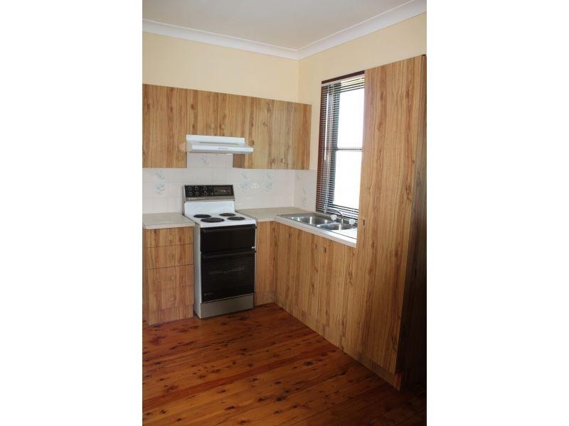 2/37 Lackawanna Street, Cringila NSW 2502