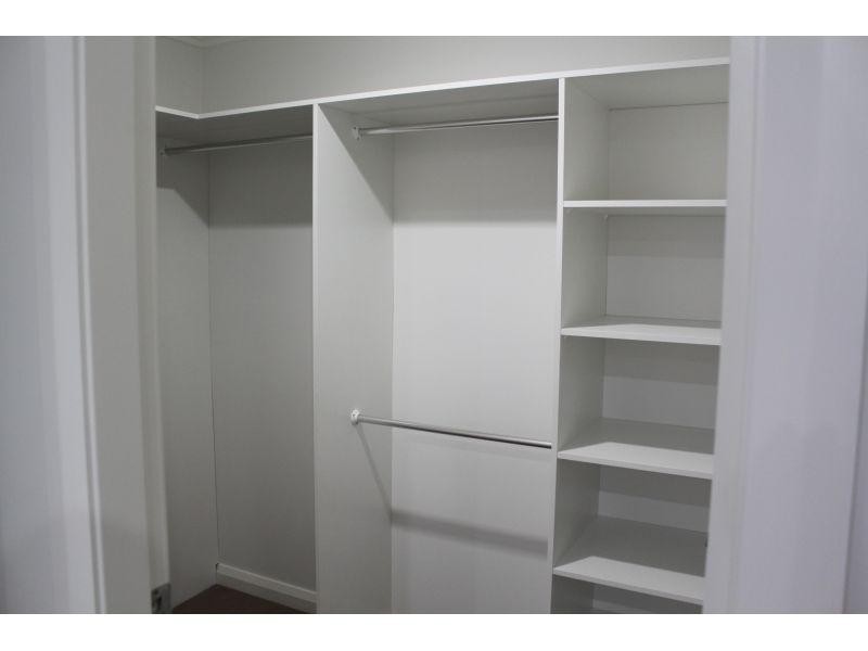 64 Whimbrel Avenue, Lake Heights NSW 2502