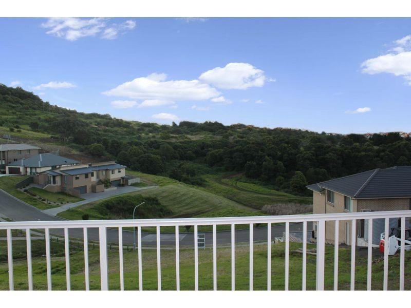 64 Whimbrel Avenue, Lake Heights NSW 2502