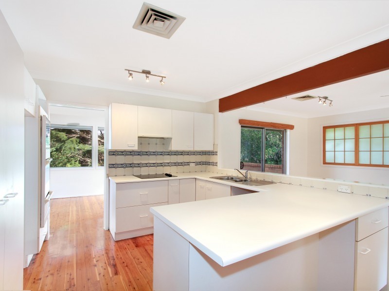 29 Euroka Street, West Wollongong NSW 2500