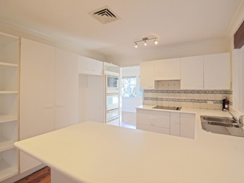 29 Euroka Street, West Wollongong NSW 2500