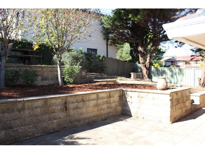 29 Euroka Street, West Wollongong NSW 2500