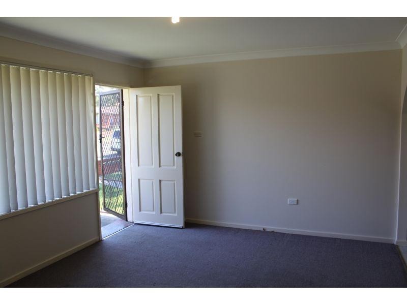 2/67 Jane Street, Warrawong NSW 2502