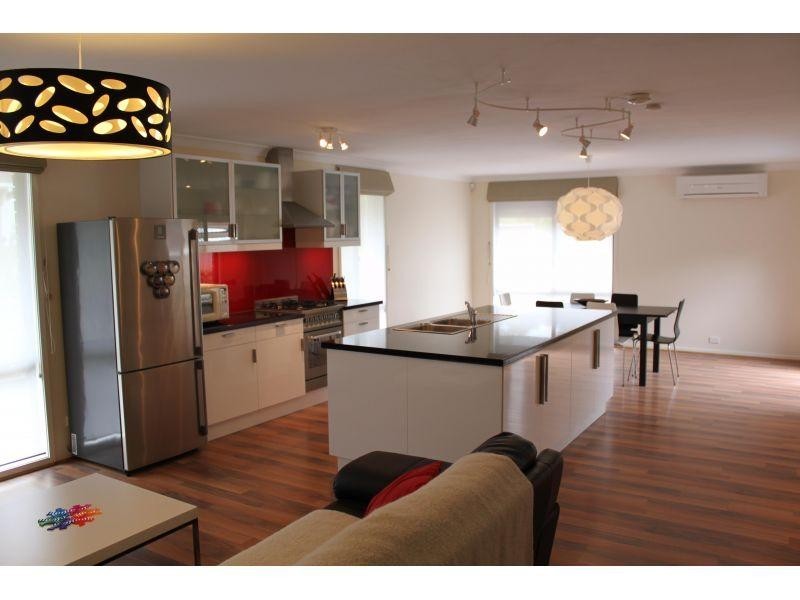 22 Serrata Place, Cordeaux Heights NSW 2526