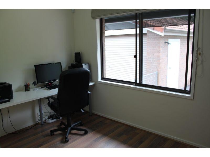 22 Serrata Place, Cordeaux Heights NSW 2526