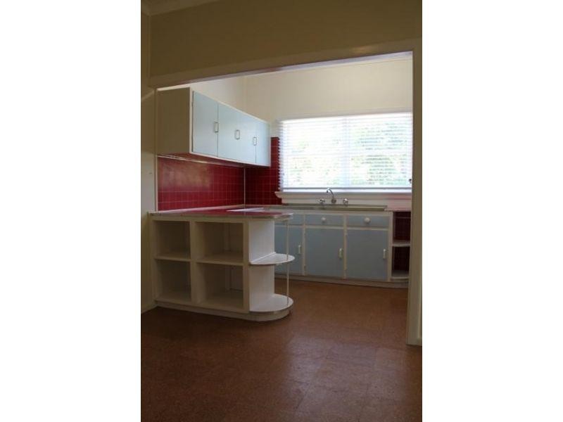 17 Poulter Street, West Wollongong NSW 2500