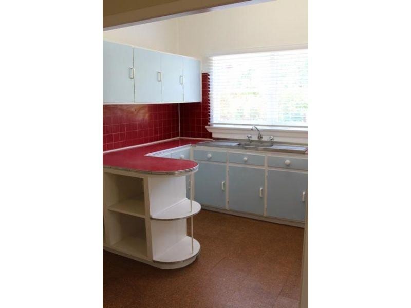 17 Poulter Street, West Wollongong NSW 2500