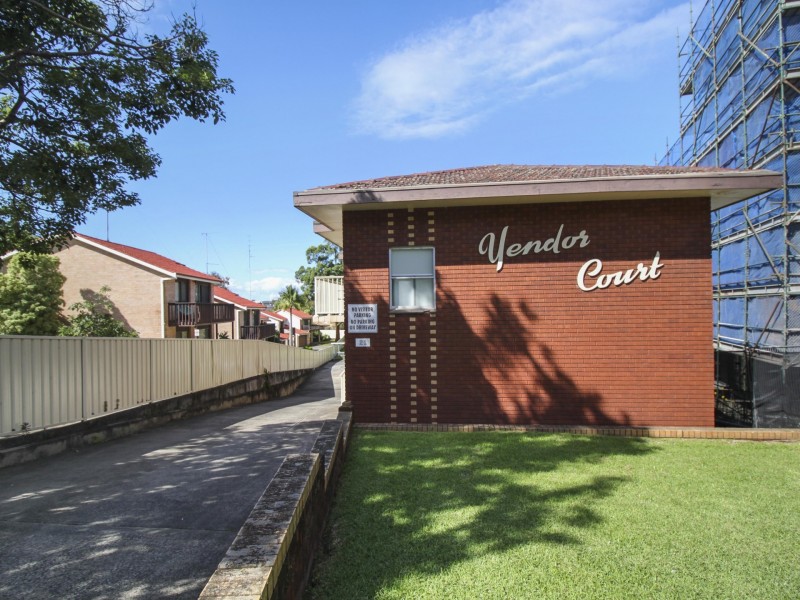 2/21 Staff Street, Wollongong NSW 2500