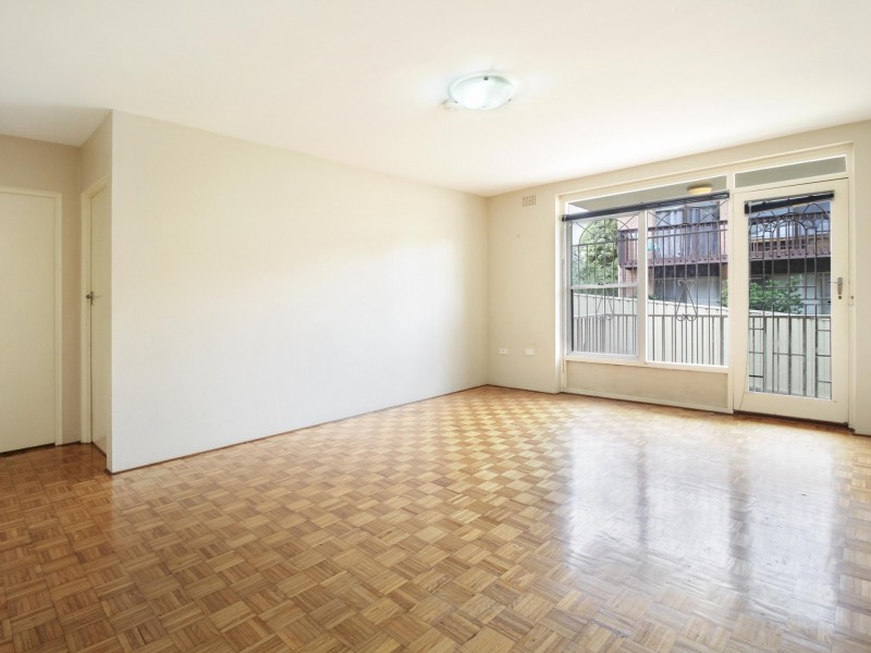 2/21 Staff Street, Wollongong NSW 2500