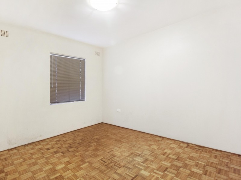 2/21 Staff Street, Wollongong NSW 2500