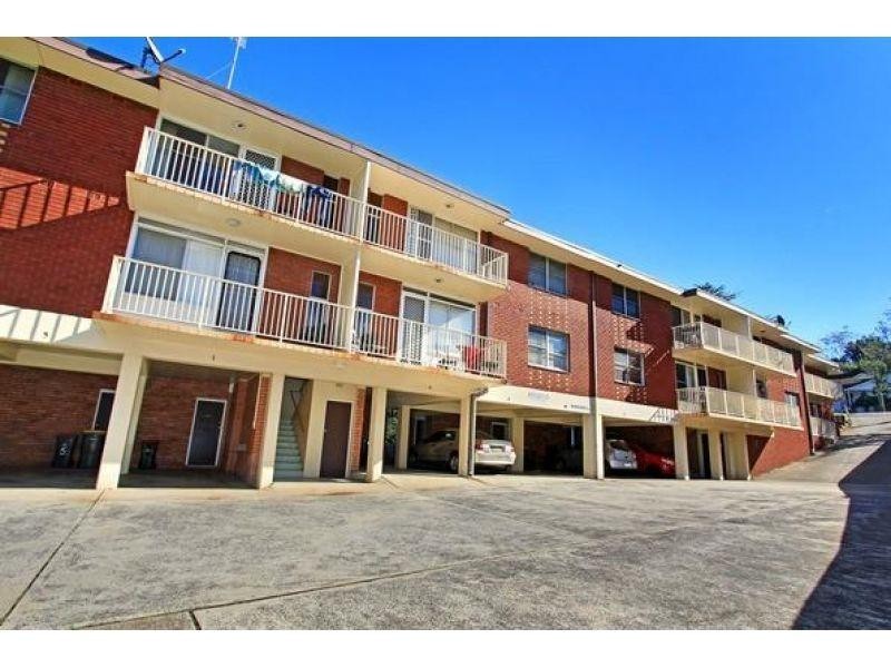 2/21 Staff Street, Wollongong NSW 2500