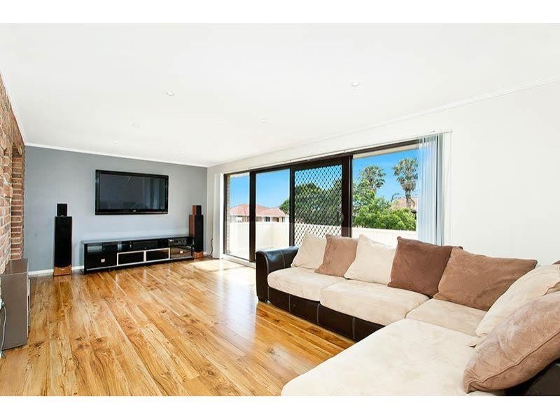 84 Captain Cook Drive, Barrack Heights NSW 2528