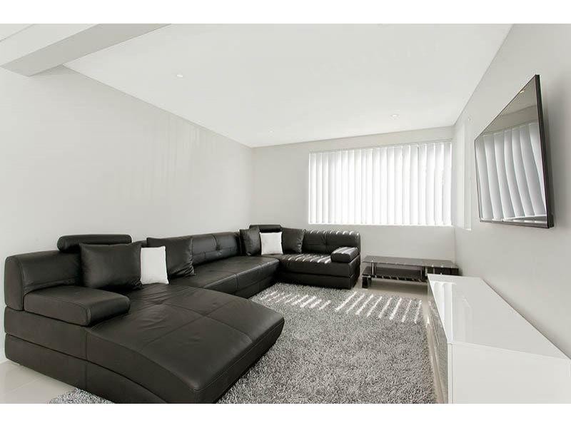 84 Captain Cook Drive, Barrack Heights NSW 2528