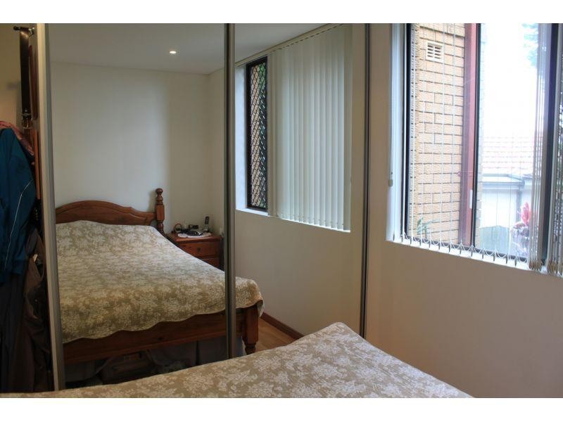 1/57 New Dapto Road, Wollongong NSW 2500