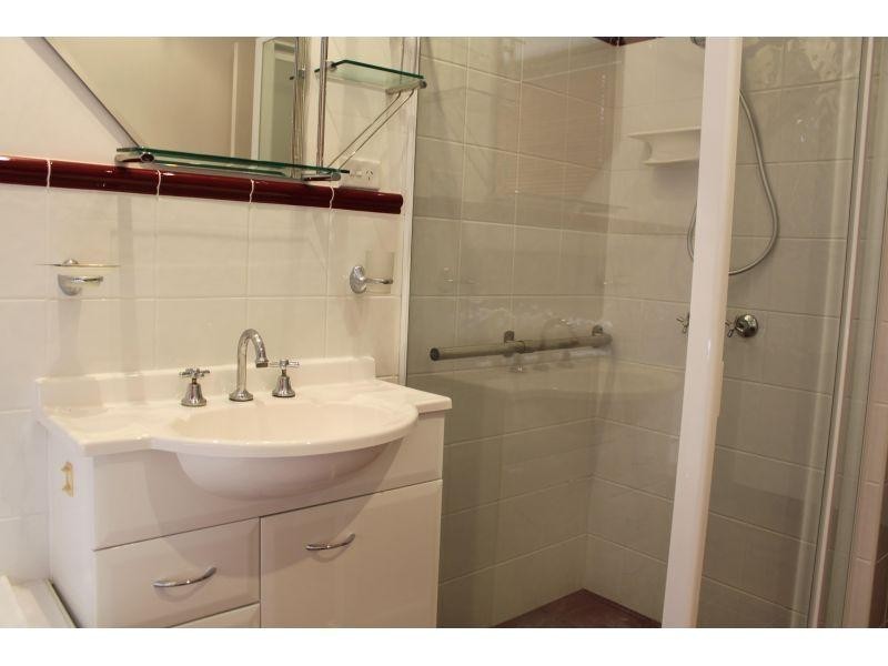 24 Serrata Place, Cordeaux Heights NSW 2526