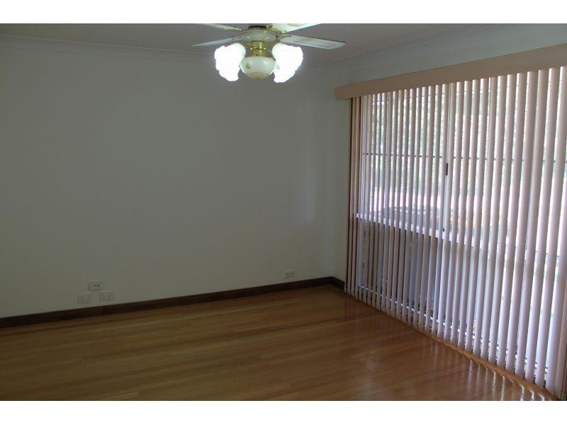 24 Serrata Place, Cordeaux Heights NSW 2526