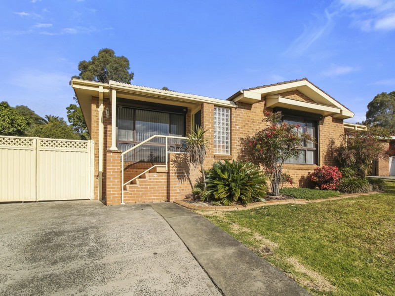 13 Hunt Place, Berkeley NSW 2506
