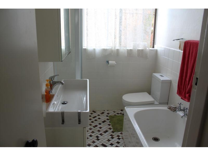 2/11 Kembla Street, Wollongong NSW 2500