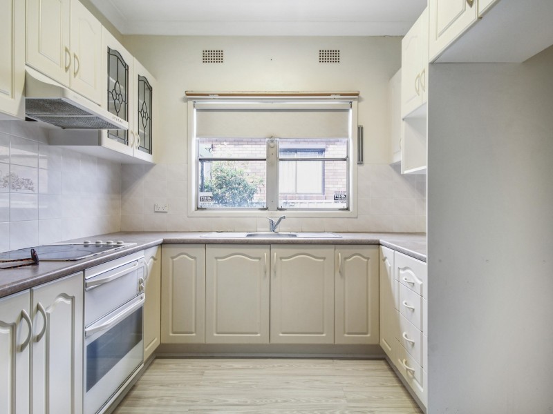 104 Addison Avenue, Lake Illawarra NSW 2528