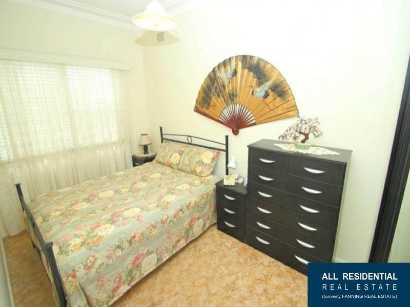 104 Addison Avenue, Lake Illawarra NSW 2528