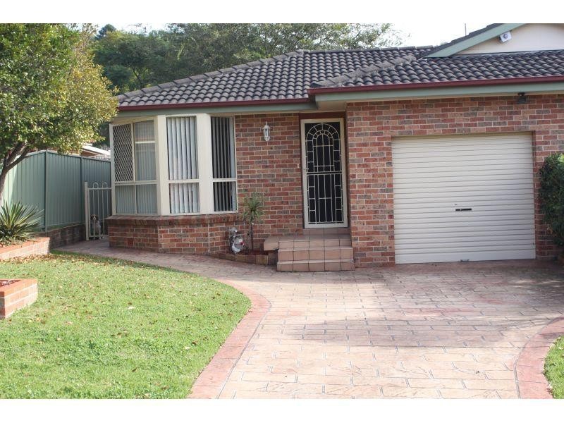 1/8 Arkell Drive, Figtree NSW 2525