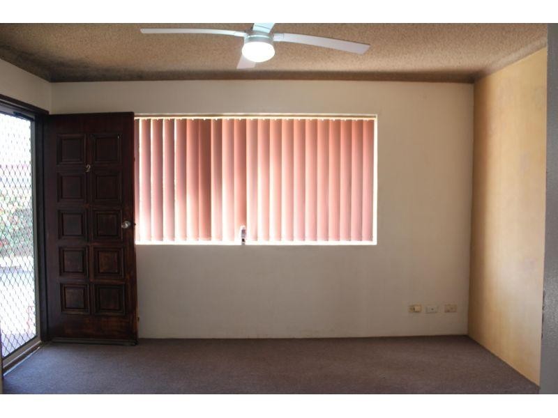 2/21 Kemblawarra Street, Warrawong NSW 2502