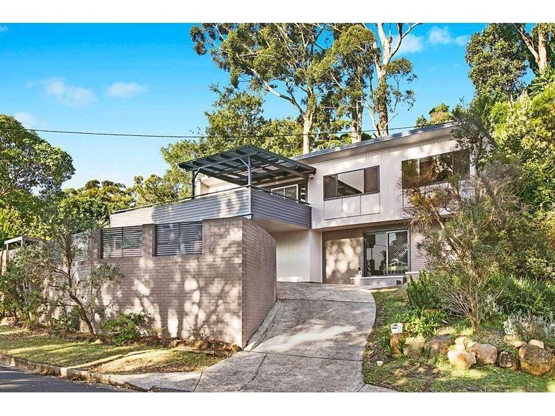33 Hilltop Avenue, Wollongong NSW 2500