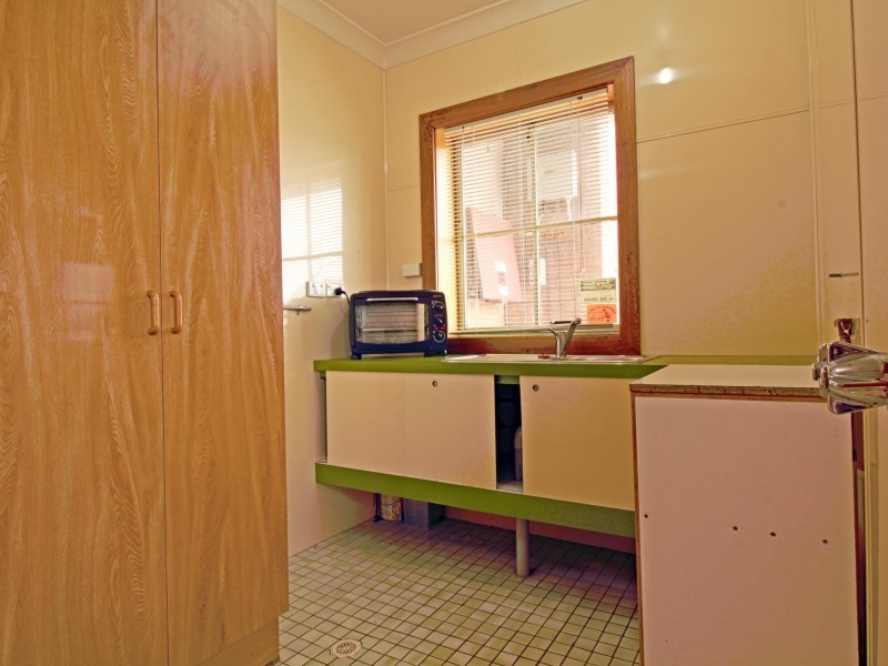 2/82 Wentworth Street, Port Kembla NSW 2505