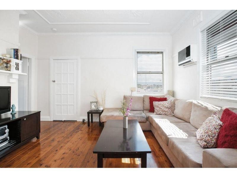 38 Third Avenue North, Warrawong NSW 2502