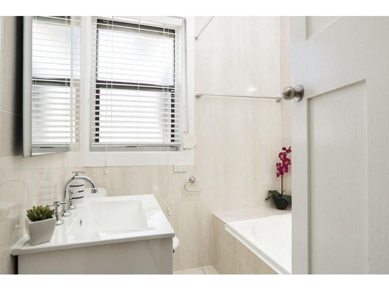 38 Third Avenue North, Warrawong NSW 2502