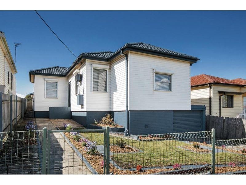 38 Third Avenue North, Warrawong NSW 2502