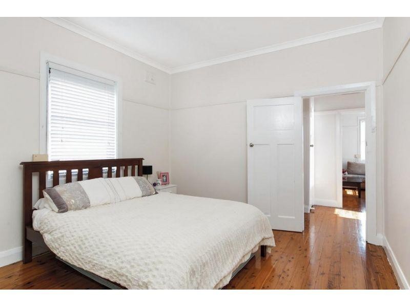 38 Third Avenue North, Warrawong NSW 2502