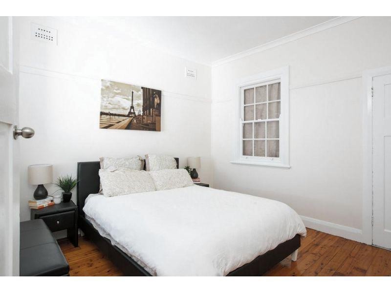 38 Third Avenue North, Warrawong NSW 2502