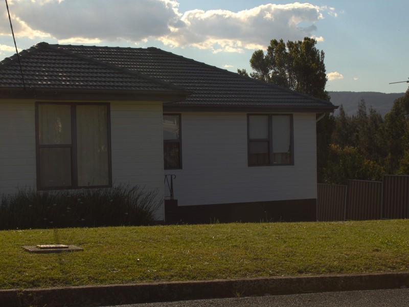 26 Essex Street, Berkeley NSW 2506