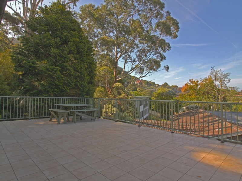 14 Cresting Avenue, Corrimal NSW 2518
