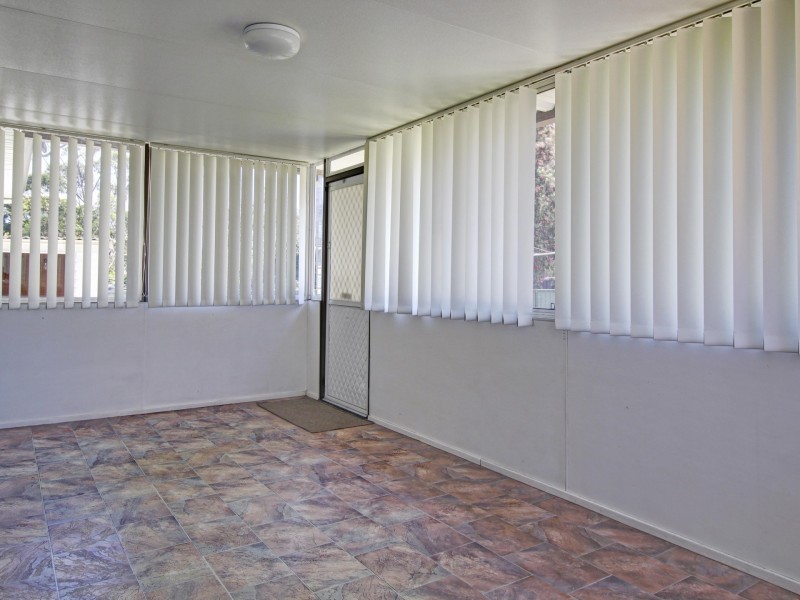 34 Day Street, Lake Illawarra NSW 2528