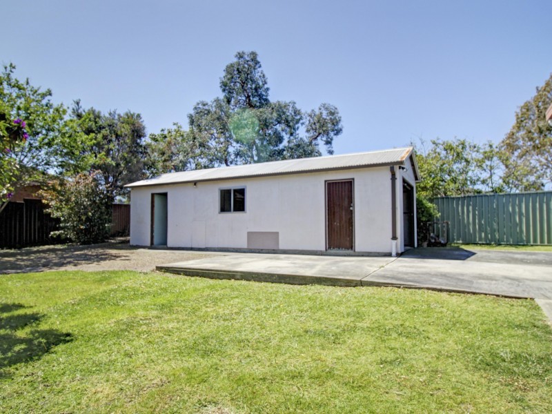 34 Day Street, Lake Illawarra NSW 2528