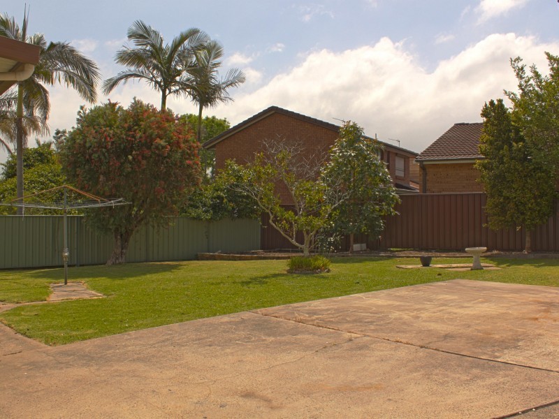 34 Day Street, Lake Illawarra NSW 2528
