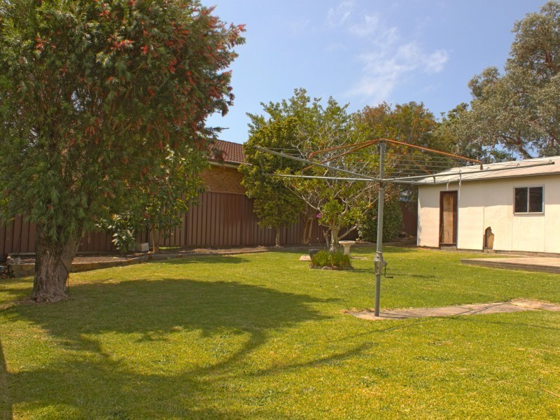 34 Day Street, Lake Illawarra NSW 2528