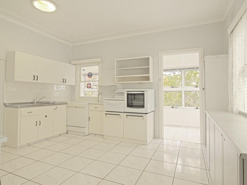 57 Outlook Drive, Figtree NSW 2525