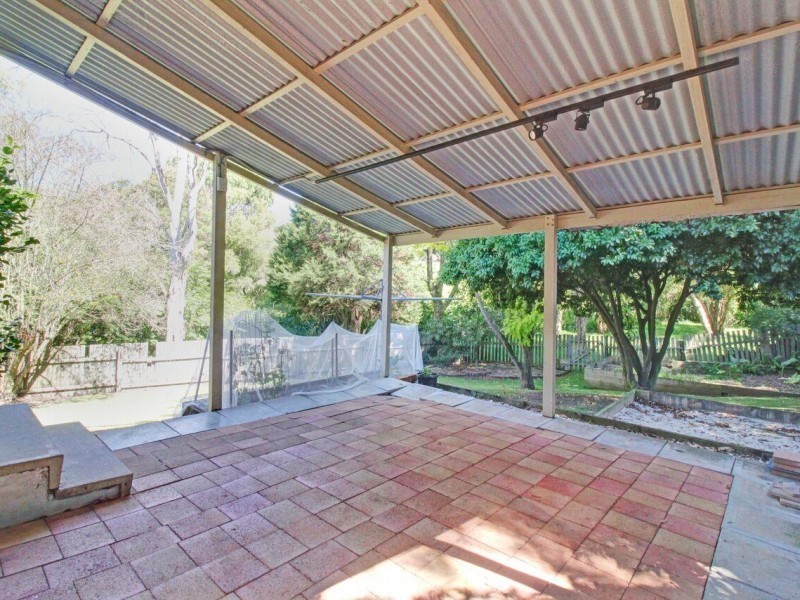 6 Pooraka Avenue, West Wollongong NSW 2500