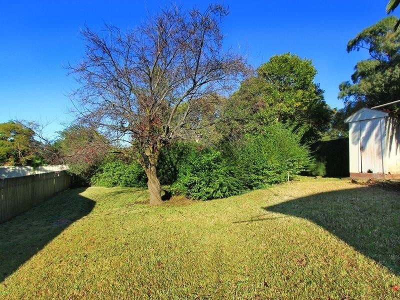 35 Waples Road, Farmborough Heights NSW 2526