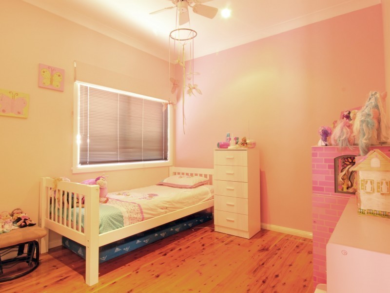 62 Euroka Street, West Wollongong NSW 2500