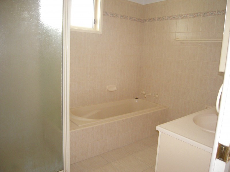 Room 3/1 Andrew Avenue, Keiraville NSW 2500