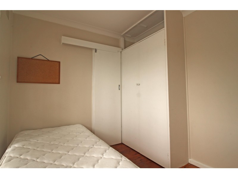 Room 3/8  Binda Street, Keiraville NSW 2500