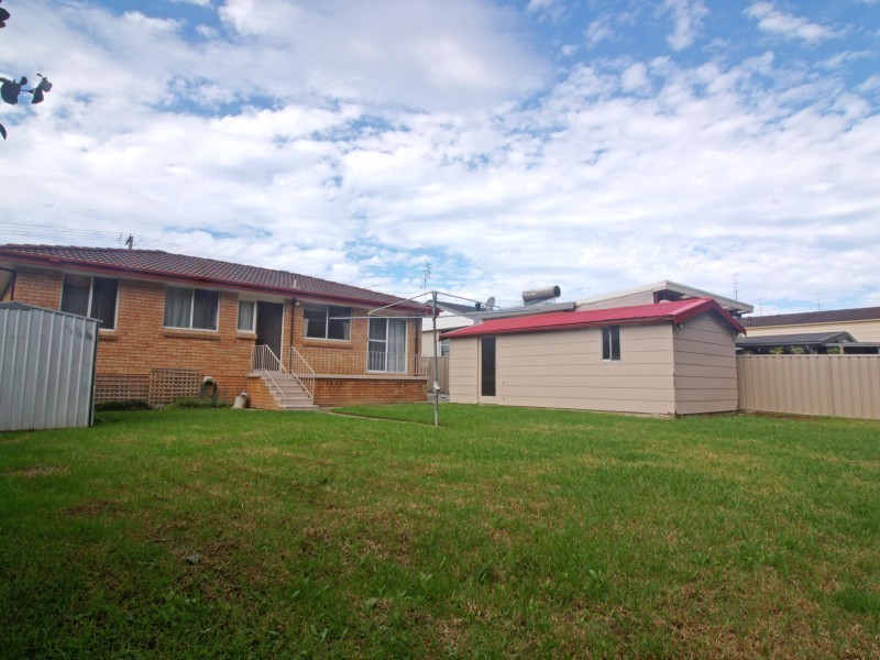 14 St James Crescent, Dapto NSW 2530