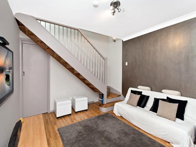 31 Langson Avenue, Figtree NSW 2525